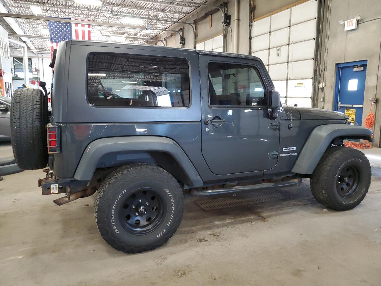 2010 Jeep Wrangler - Image 3