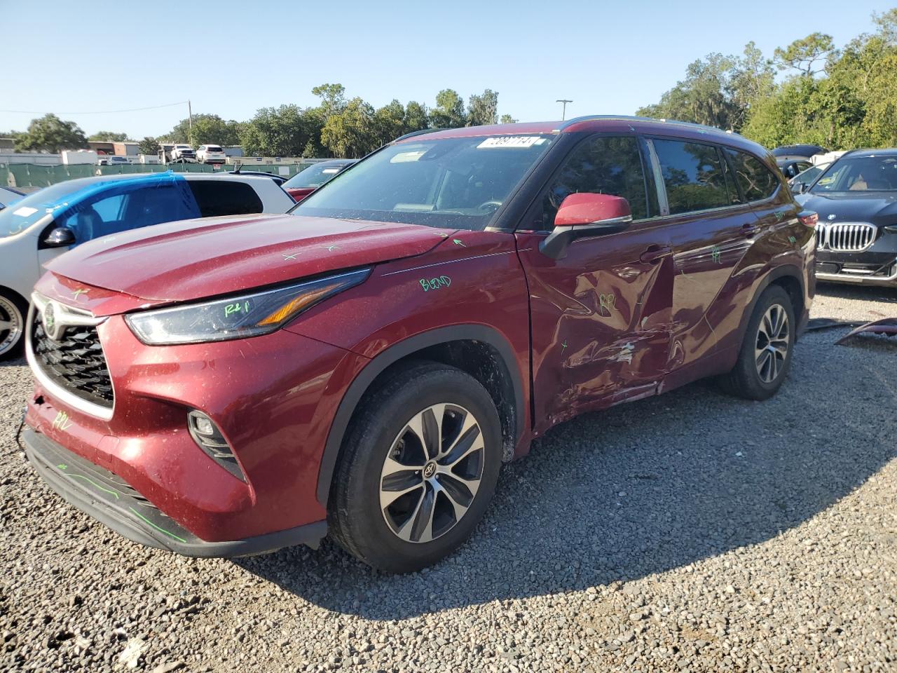 5TDGZRAH8MS040682 2021 TOYOTA HIGHLANDER - Image 1