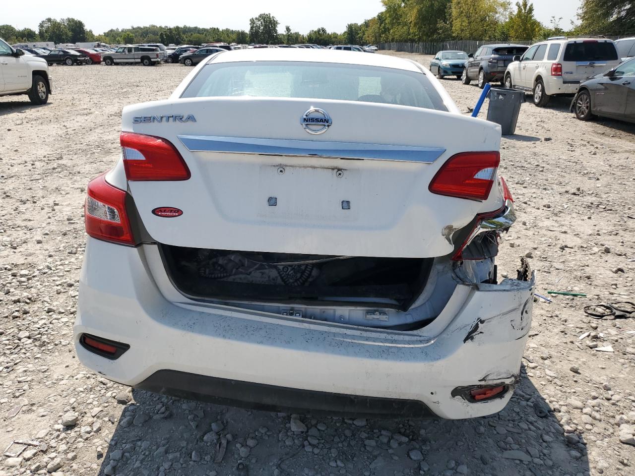 3N1AB7AP1HL662156 2017 Nissan Sentra S