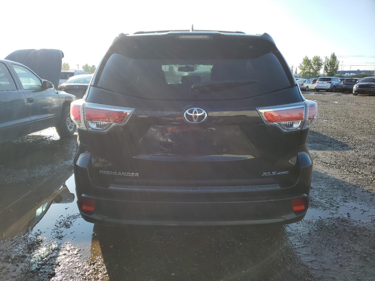 5TDJKRFH5GS276827 2016 Toyota Highlander Xle