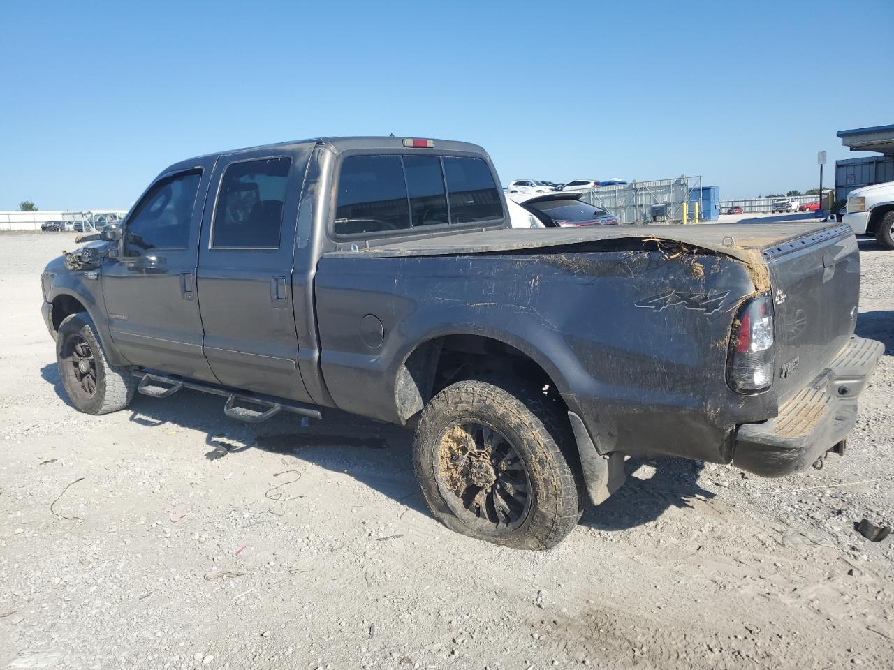 2003 Ford F250 - Image 2