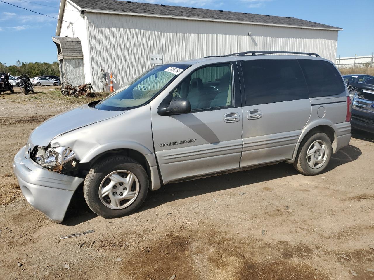 1999 Pontiac Montana - Image 1