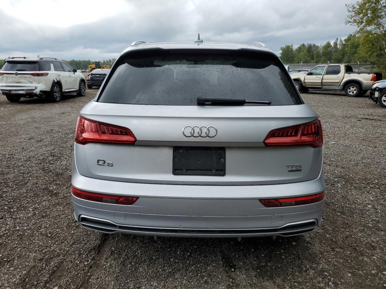 WA1ENAFYXJ2009573 2018 Audi Q5 Progressiv S-Line