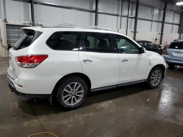  NISSAN PATHFINDER 2015 Белы