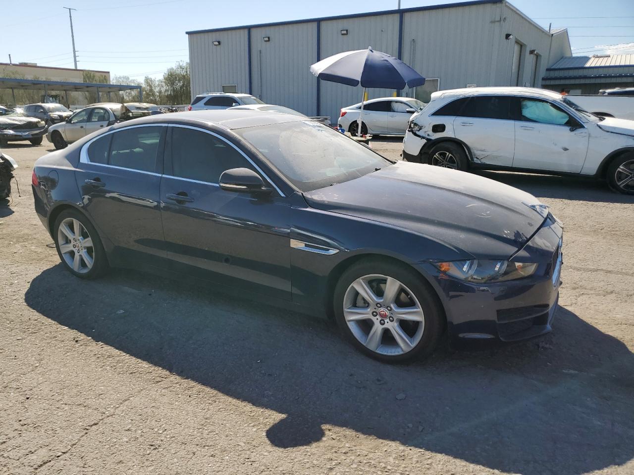 2017 Jaguar XE - Image 4