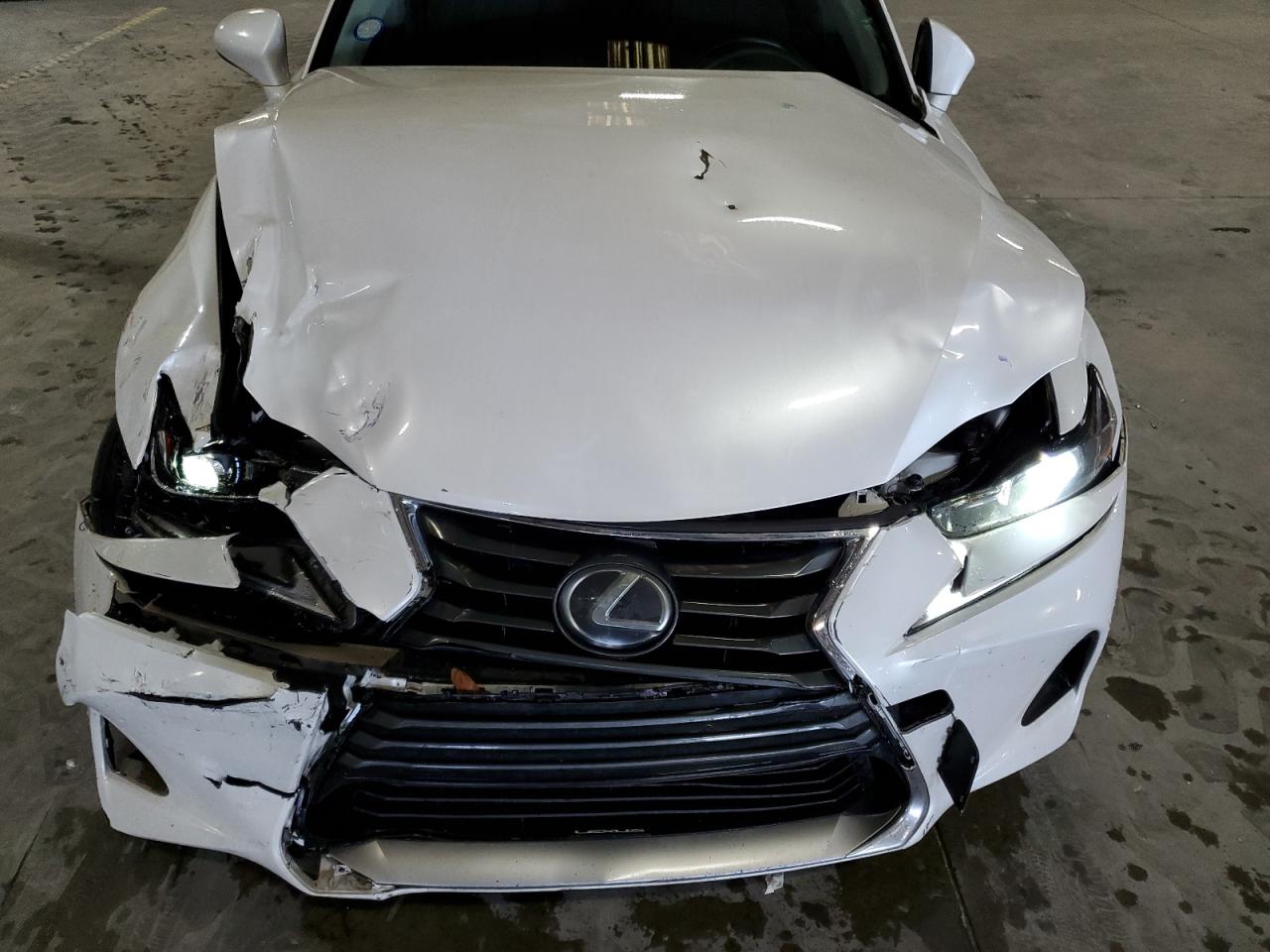 JTHBA1D27K5098617 2019 Lexus Is 300