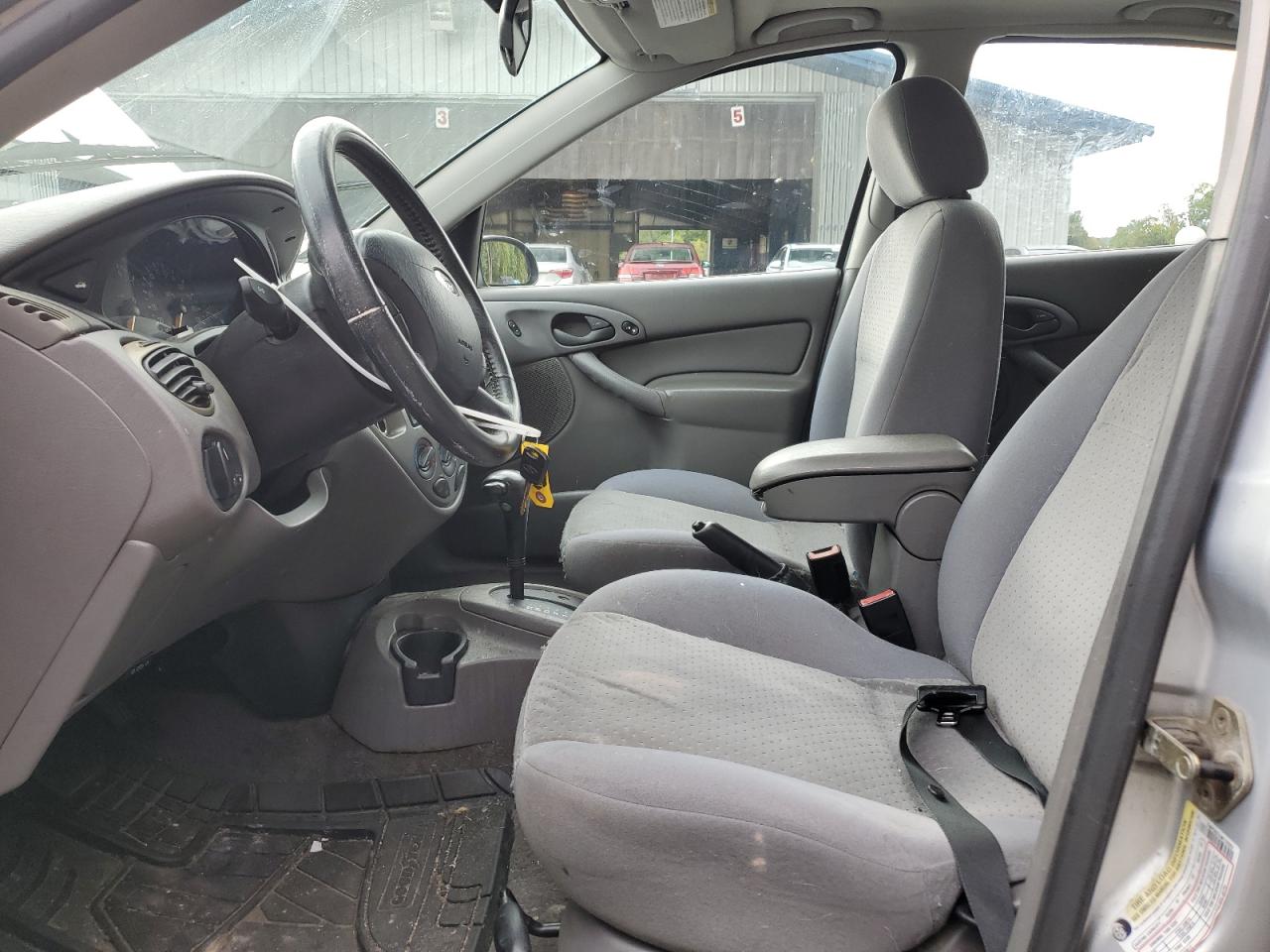 2004 Ford Focus - Image 7