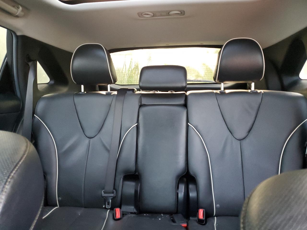 2013 Toyota Venza - Image 10