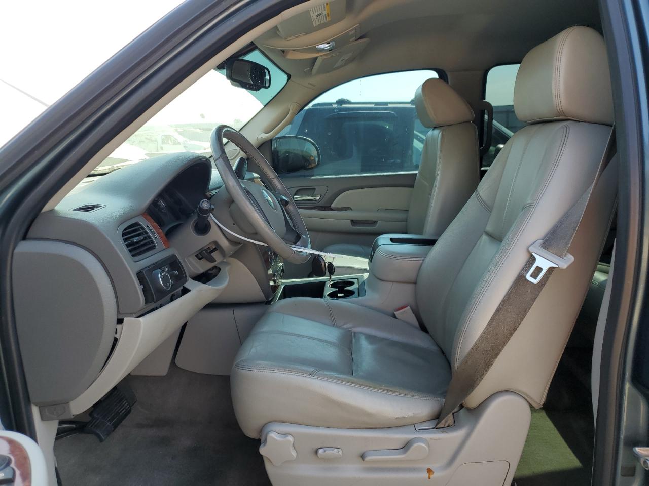 2008 Chevrolet Tahoe - Image 7
