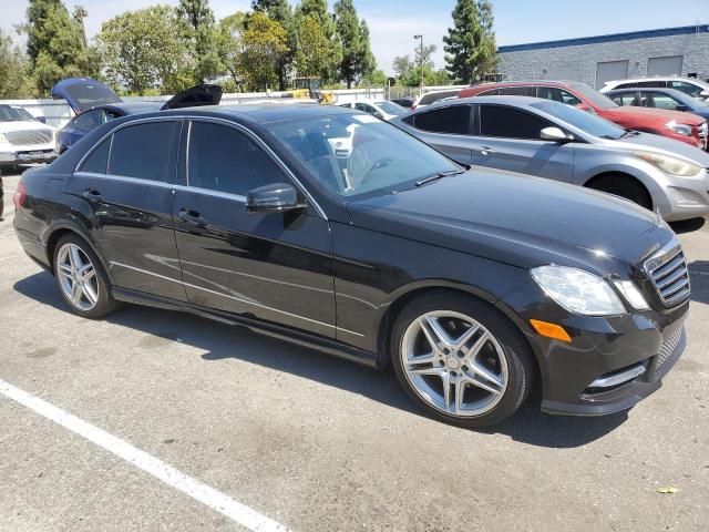  MERCEDES-BENZ E-CLASS 2013 Czarny