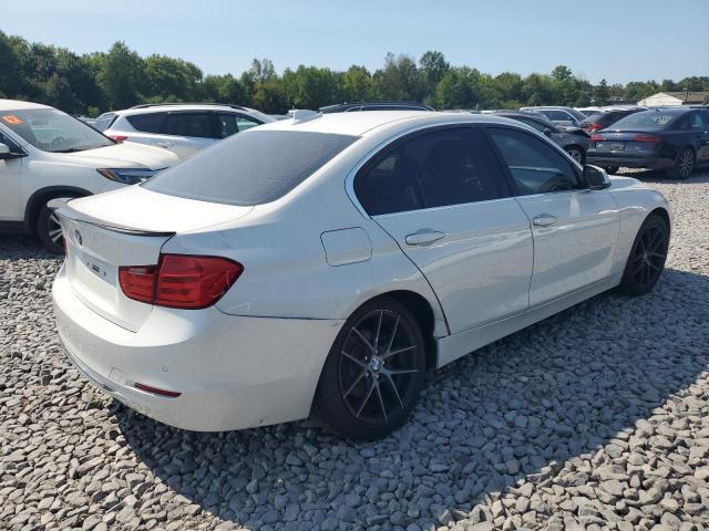  BMW 3 SERIES 2015 Білий