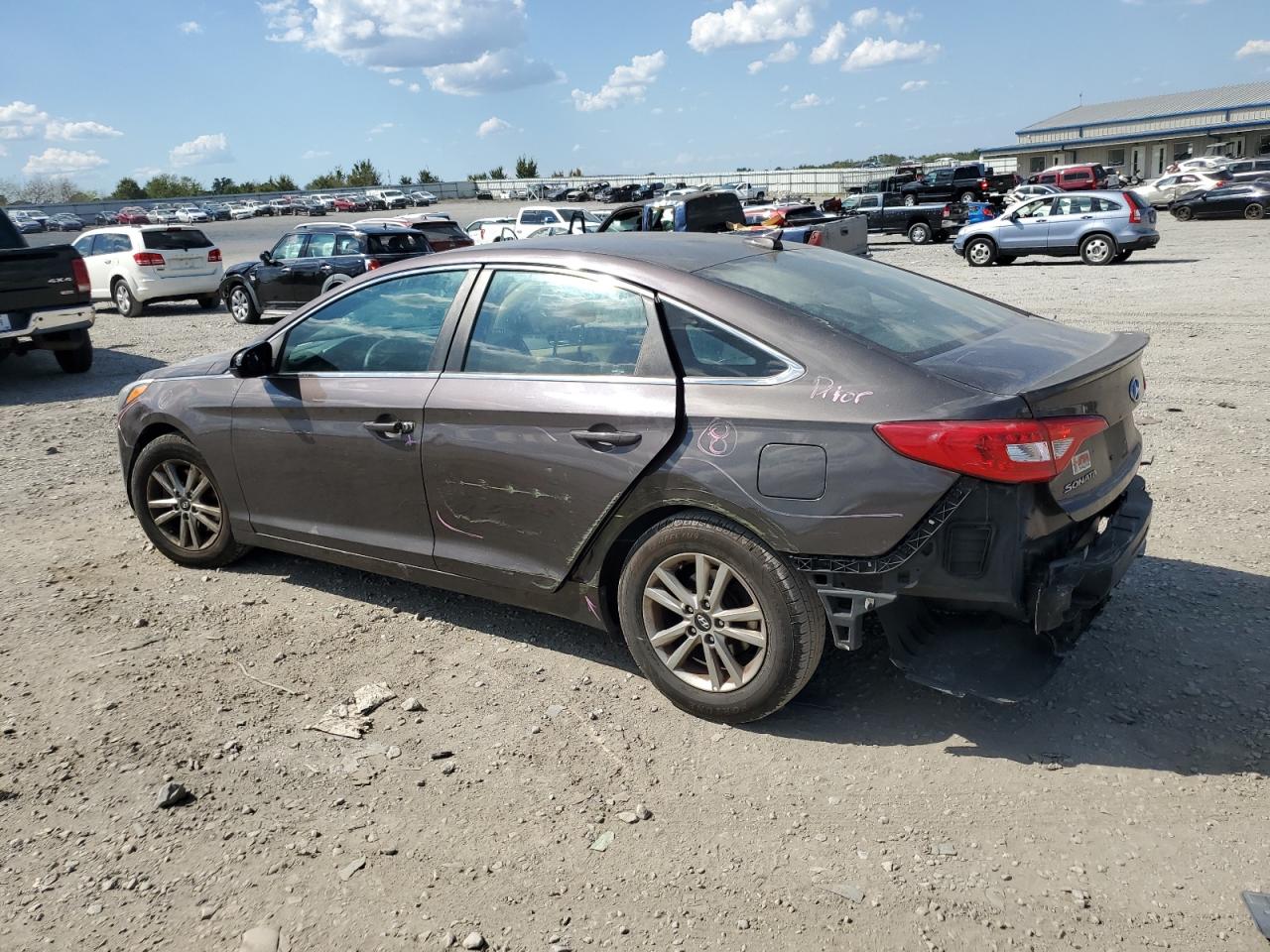 2017 Hyundai Sonata - Image 2