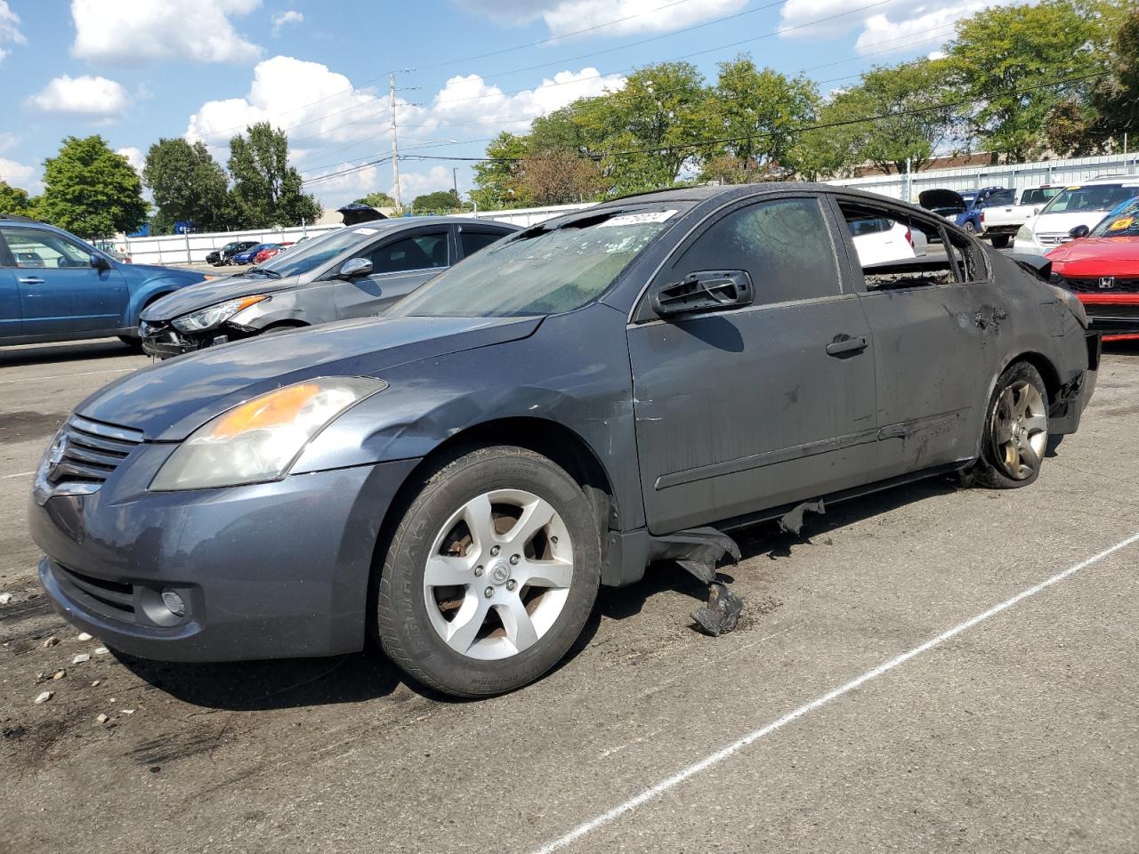 2009 Nissan Altima - Image 1
