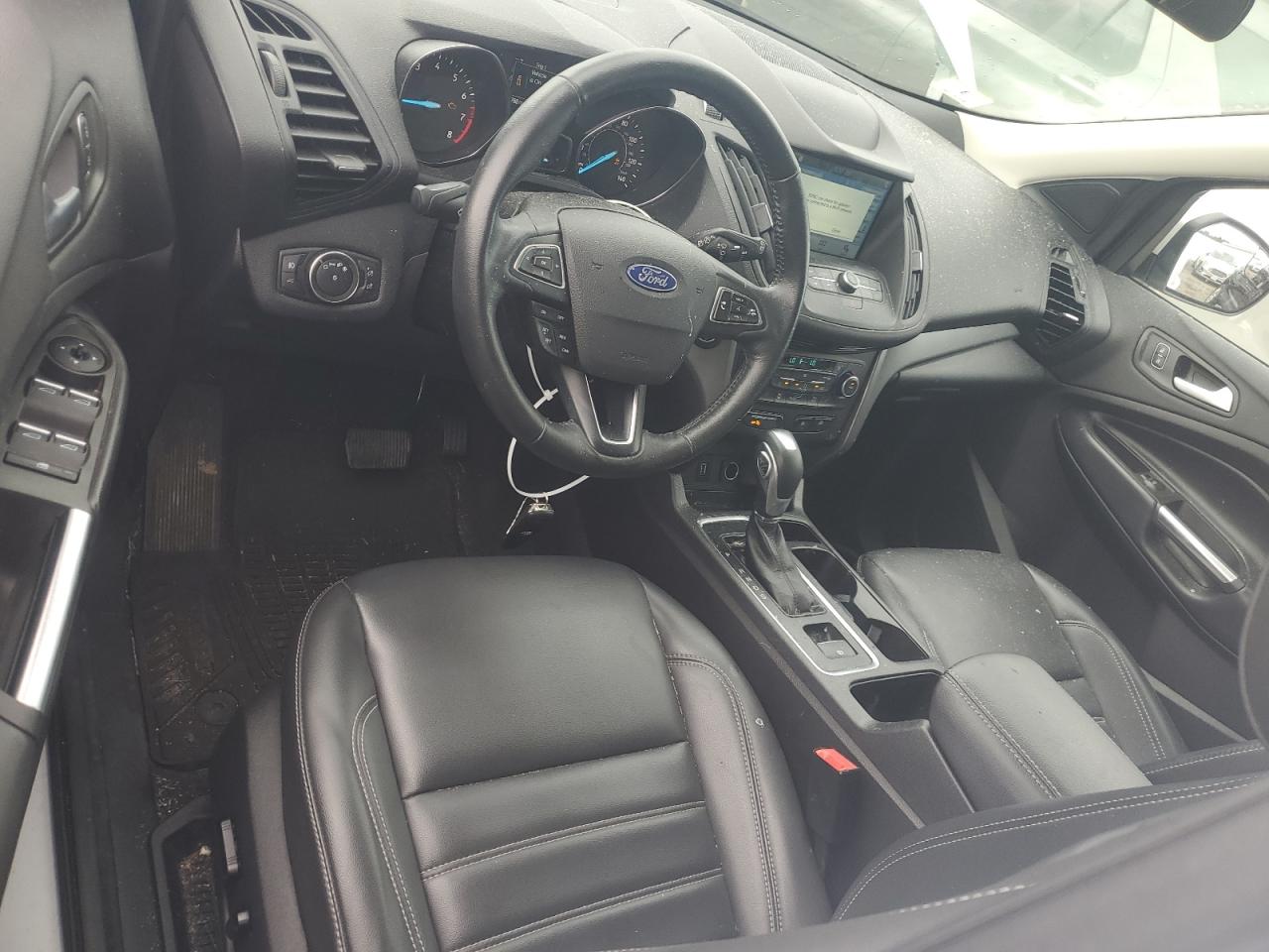 1FMCU9HD8KUC17204 2019 Ford Escape Sel