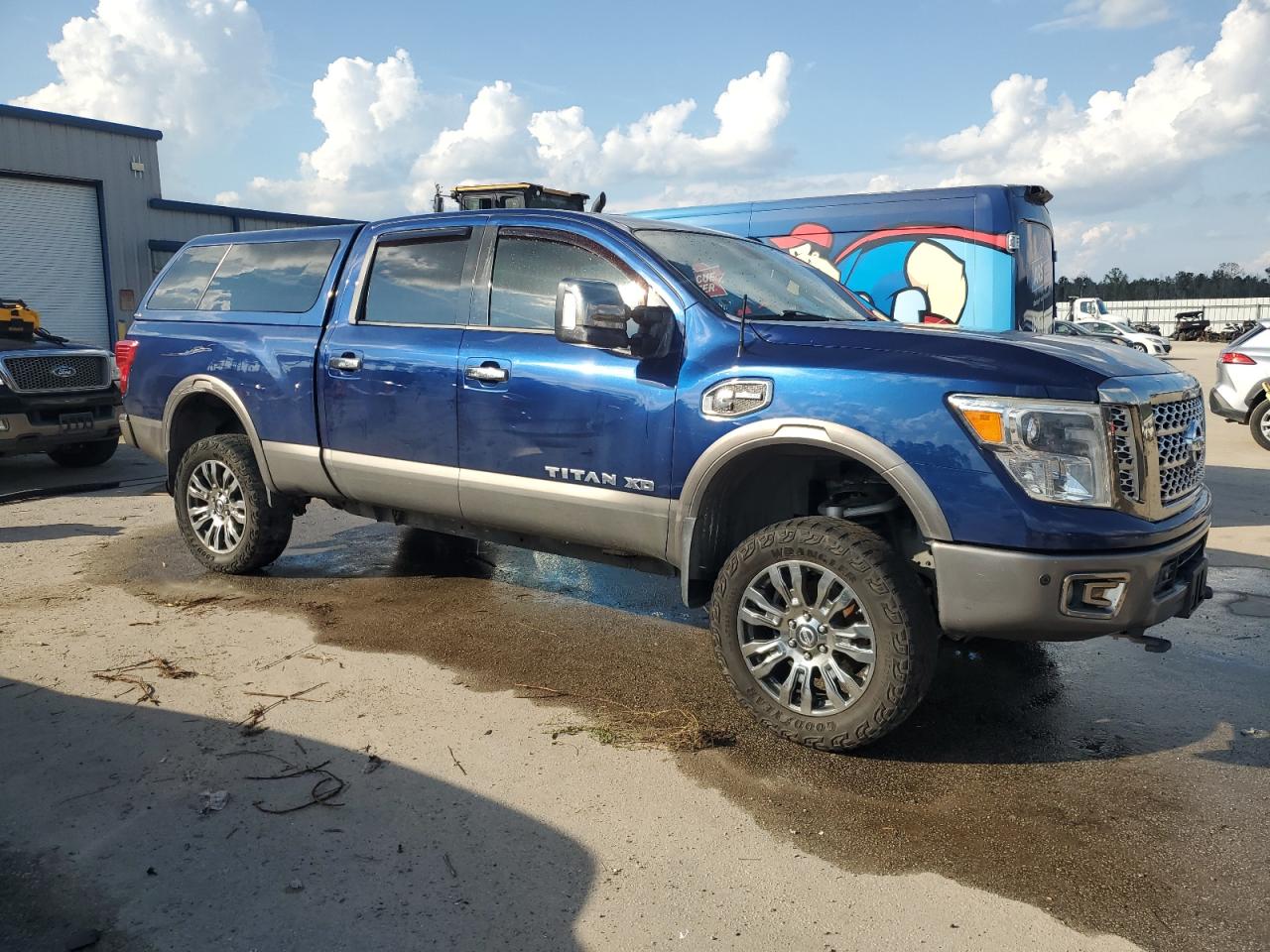 VIN 1N6BA1F4XHN564059 2017 NISSAN TITAN no.4