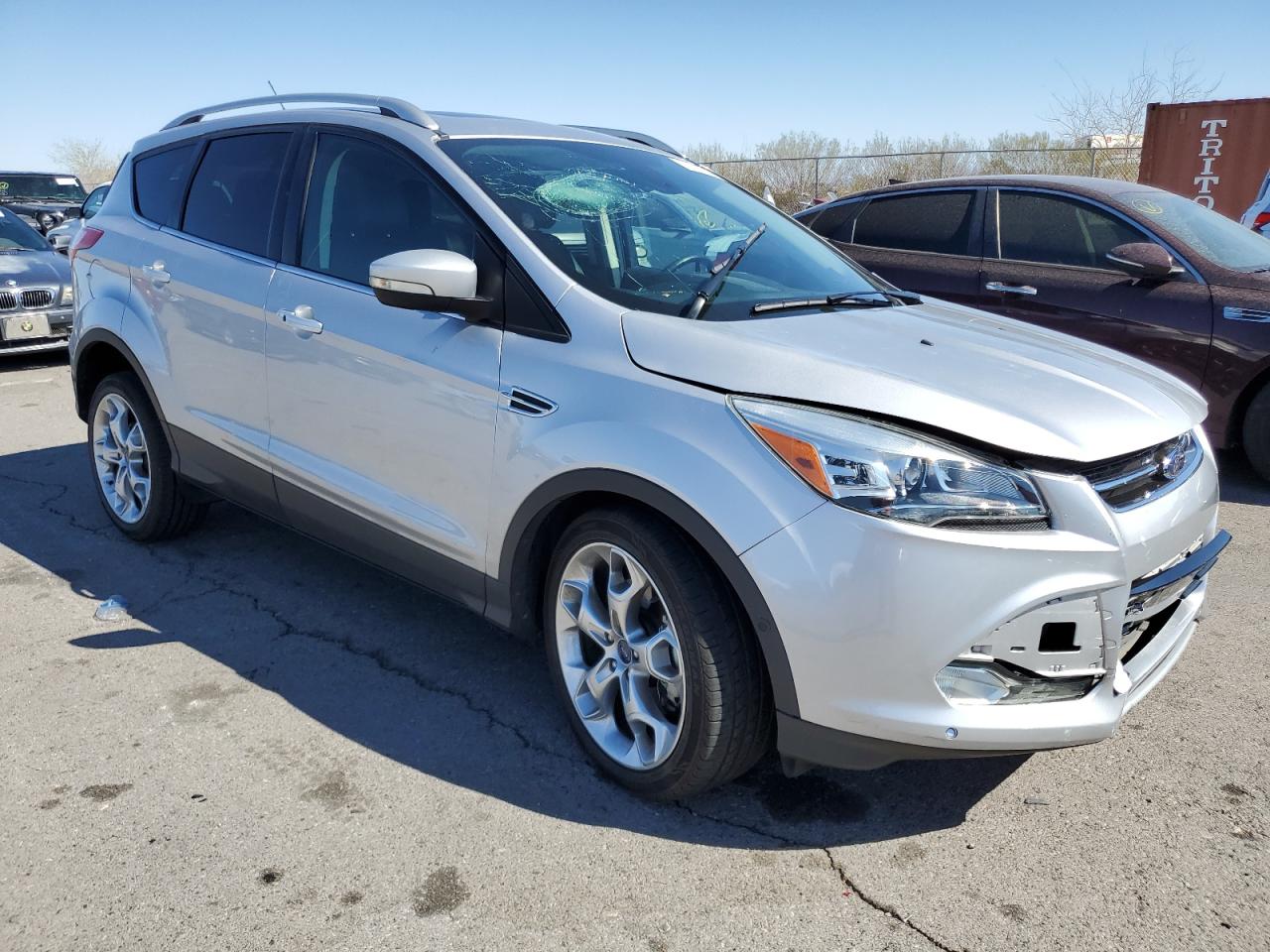 VIN 1FMCU0J98EUD25179 2014 FORD ESCAPE no.4