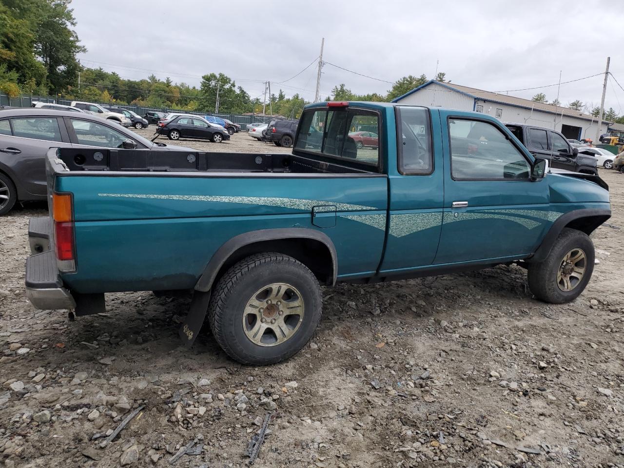 1997 Nissan Titan - Image 3