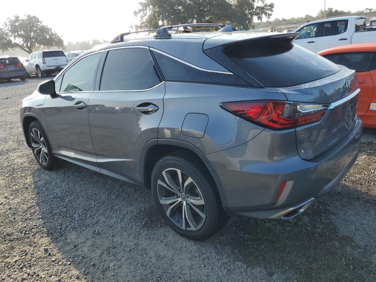 2T2ZZMCA7KC118401 2019 LEXUS RX - Image 2