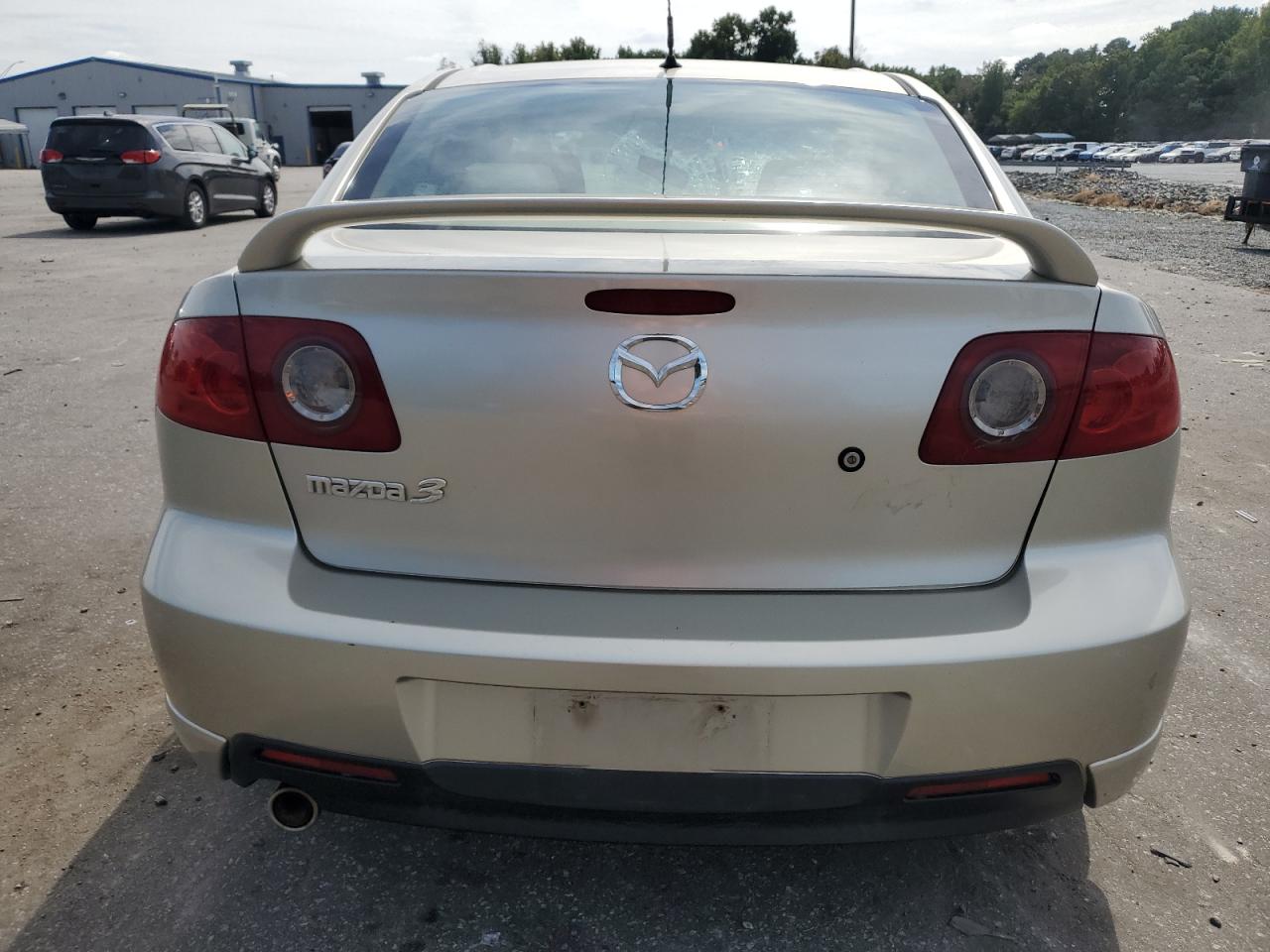 JM1BK12F351279259 2005 Mazda 3 I