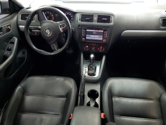  VOLKSWAGEN JETTA 2013 Сріблястий