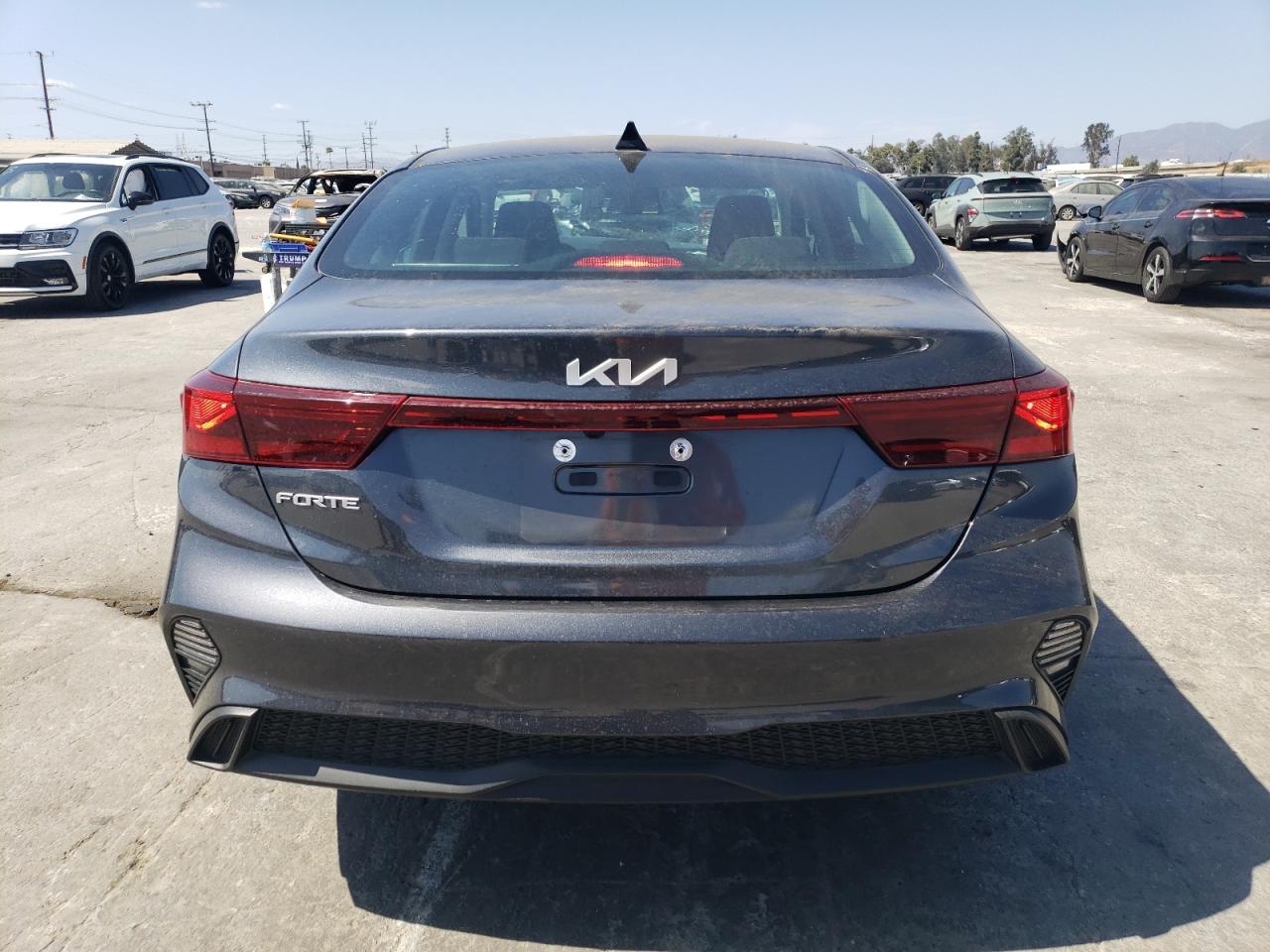 3KPF24AD2PE693796 2023 Kia Forte Lx