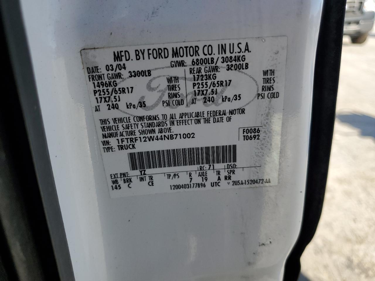 1FTRF12W44NB71002 2004 Ford F150