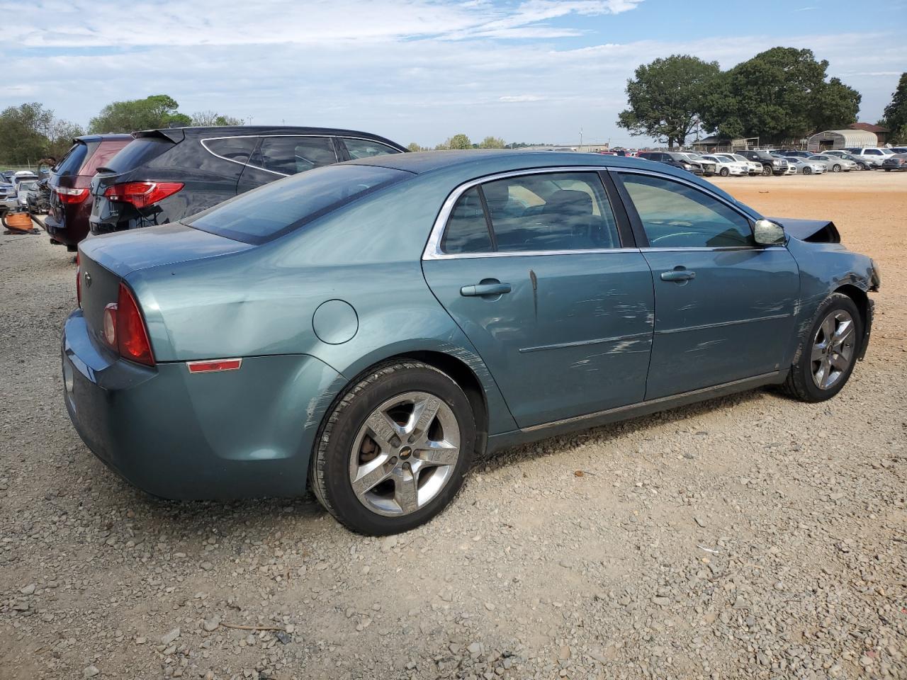 2009 Chevrolet Malibu - Image 3