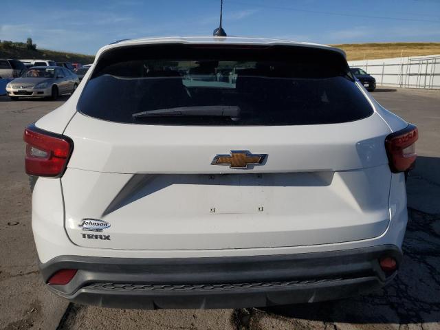  CHEVROLET TRAX 2024 Белы