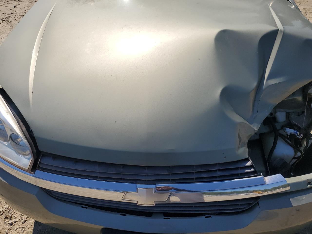 2004 Chevrolet Malibu - Image 11