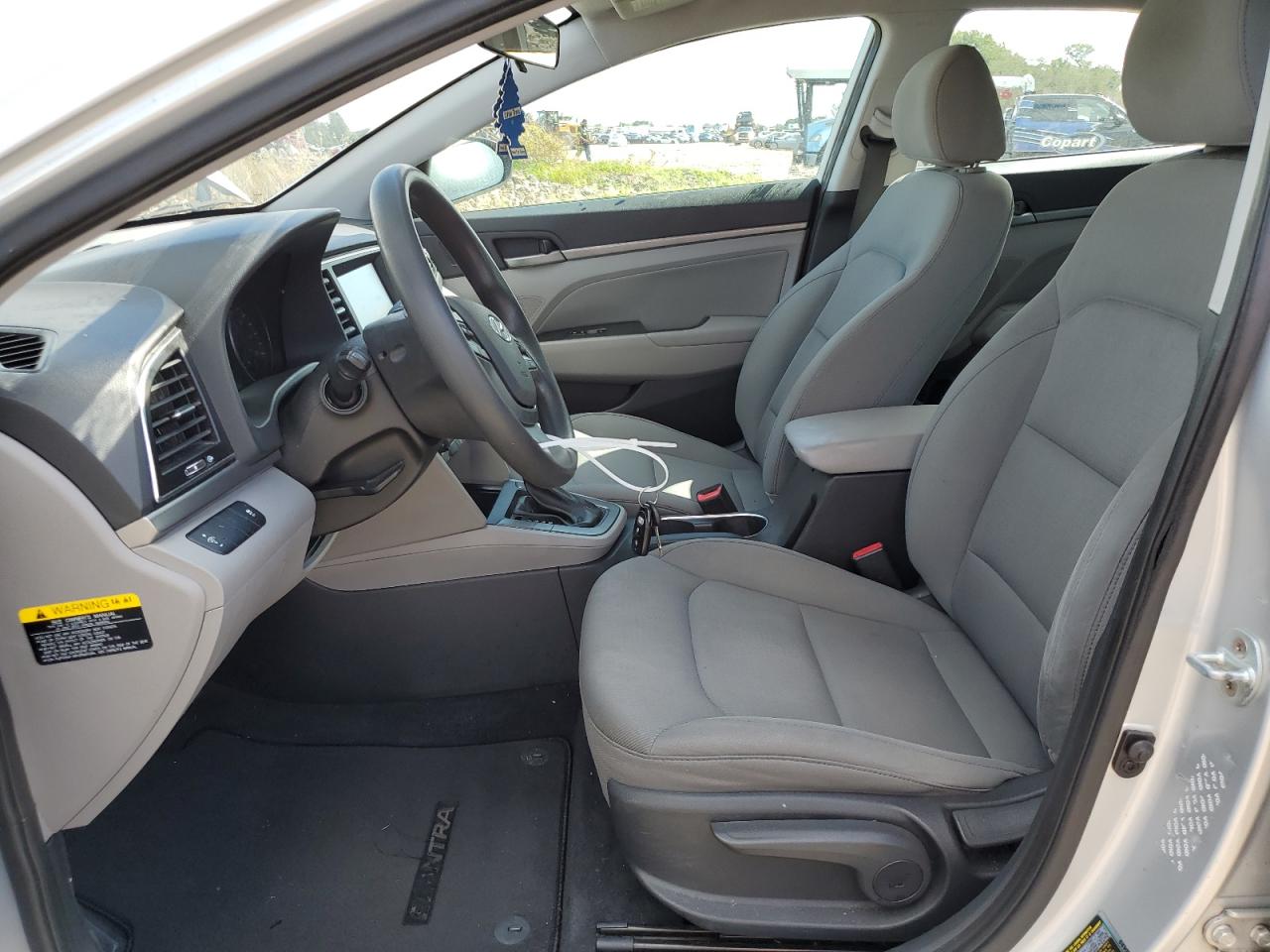 2017 Hyundai Elantra - Image 7