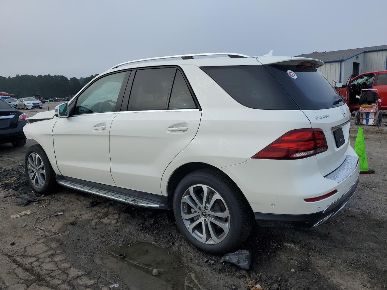 4JGDA5GB9KB212997 2019 MERCEDES-BENZ GLE - Image 2