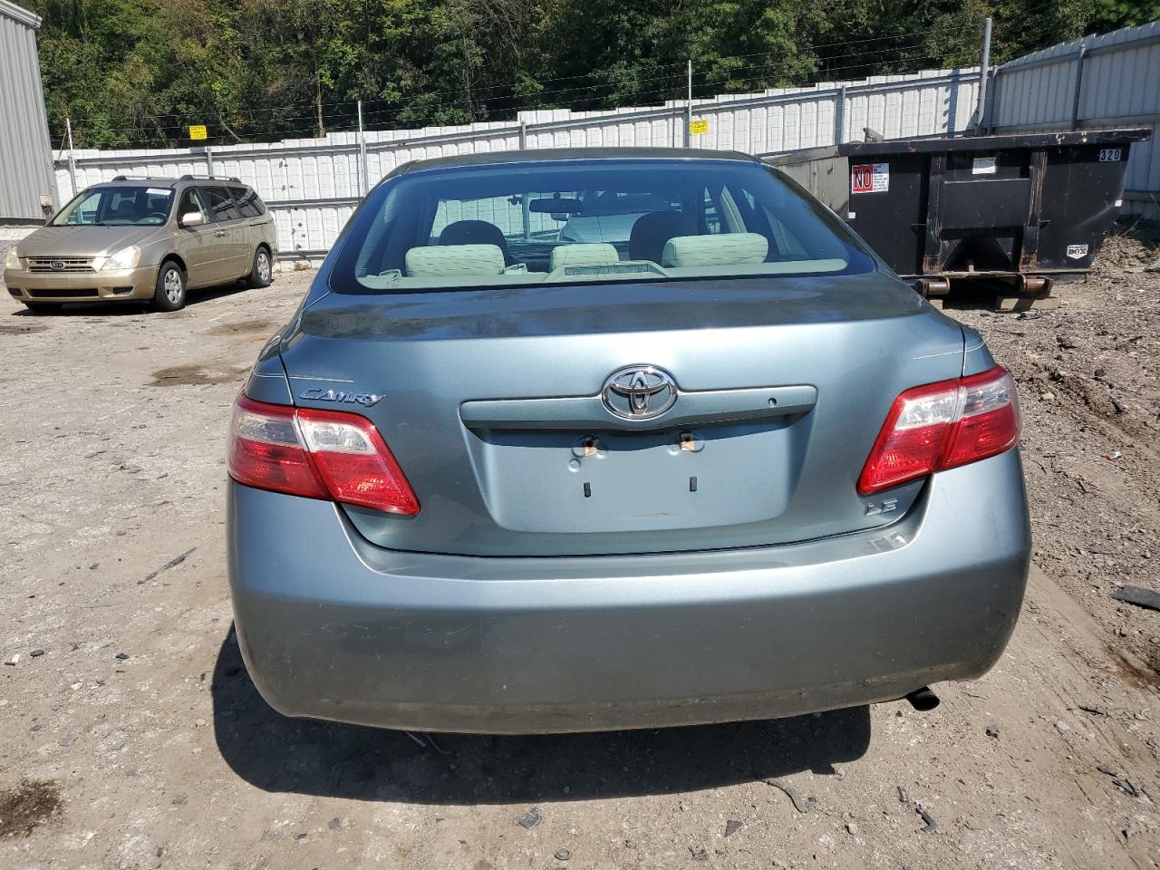 2007 Toyota Camry Ce VIN: 4T1BE46K57U608282 Lot: 70961794