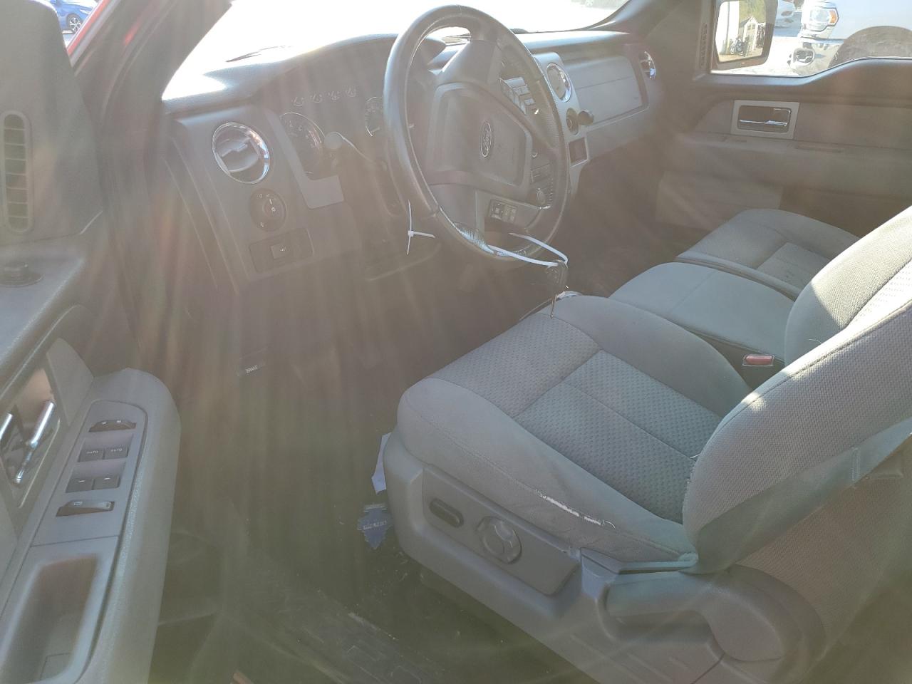 2011 Ford F-150 - Image 8