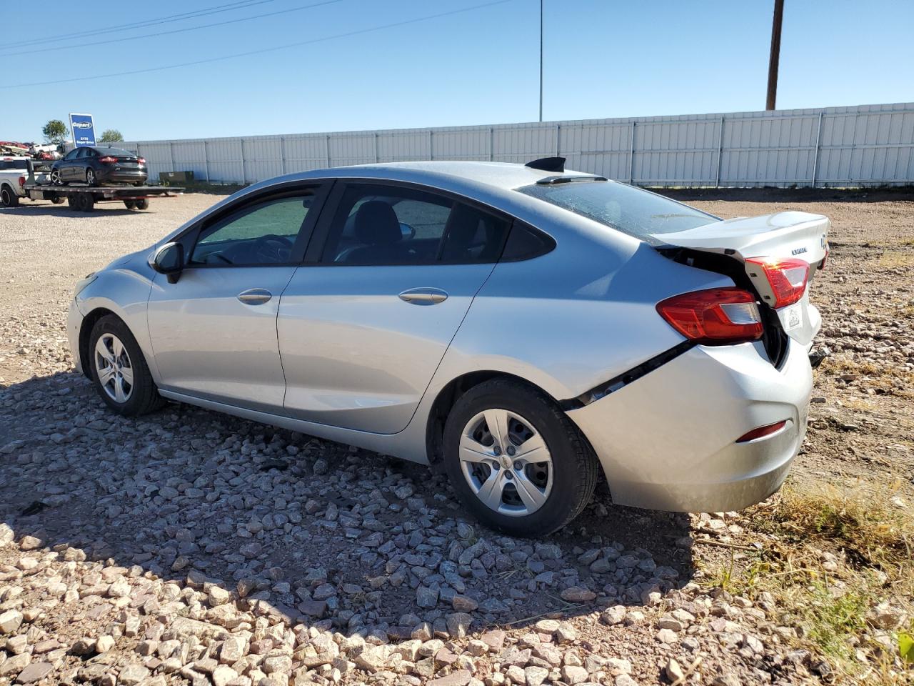 2016 Chevrolet Cruze - Image 2