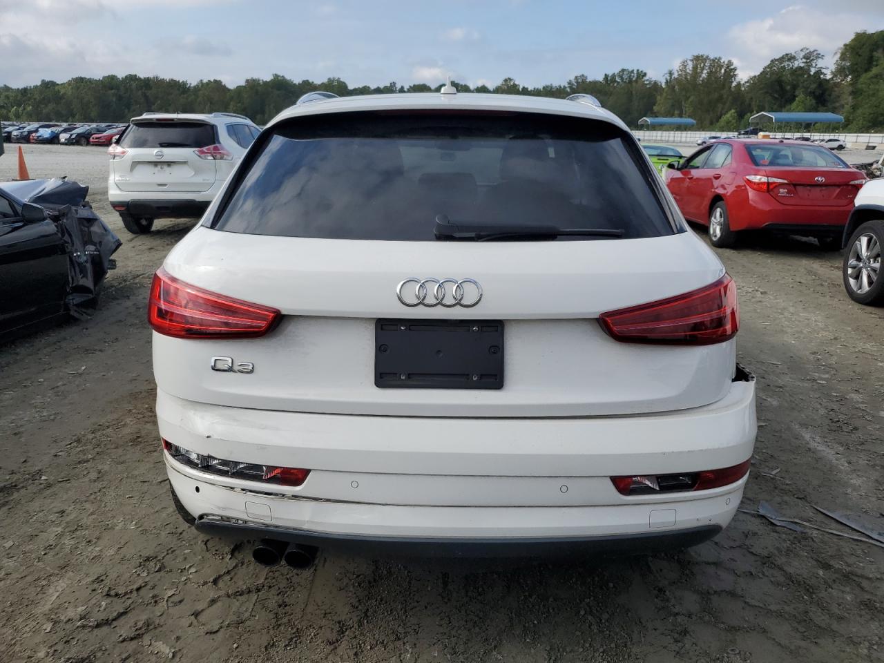 WA1HCCFS1HR013796 2017 Audi Q3 Premium Plus