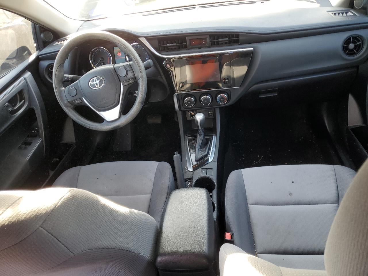 5YFBURHE8JP792200 2018 Toyota Corolla L