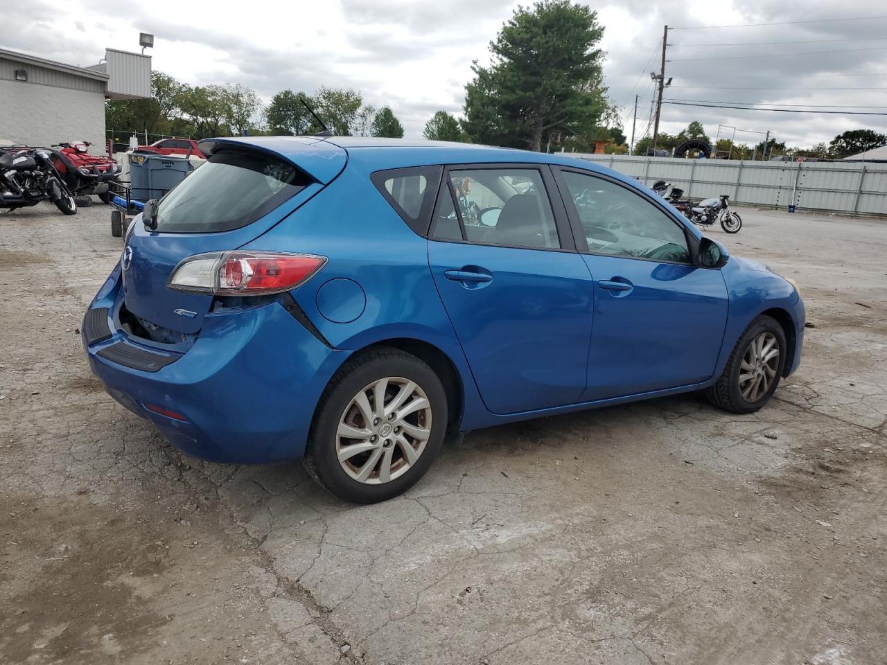 2012 Mazda 3 - Image 3