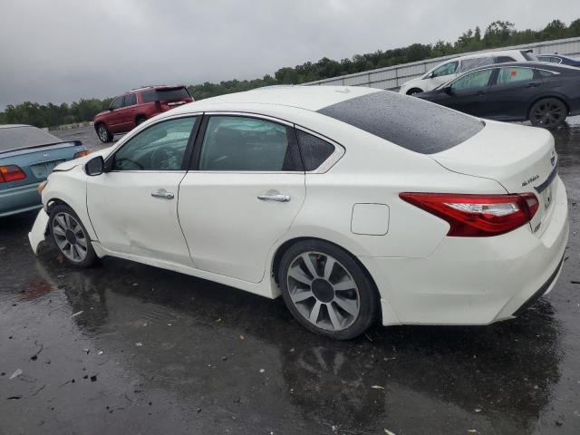  NISSAN ALTIMA 2017 White