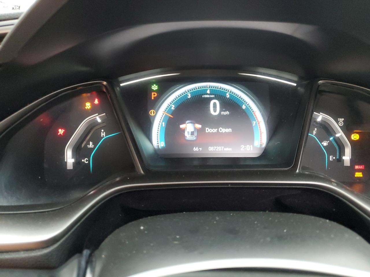 SHHFK7H57JU220606 2018 Honda Civic Ex