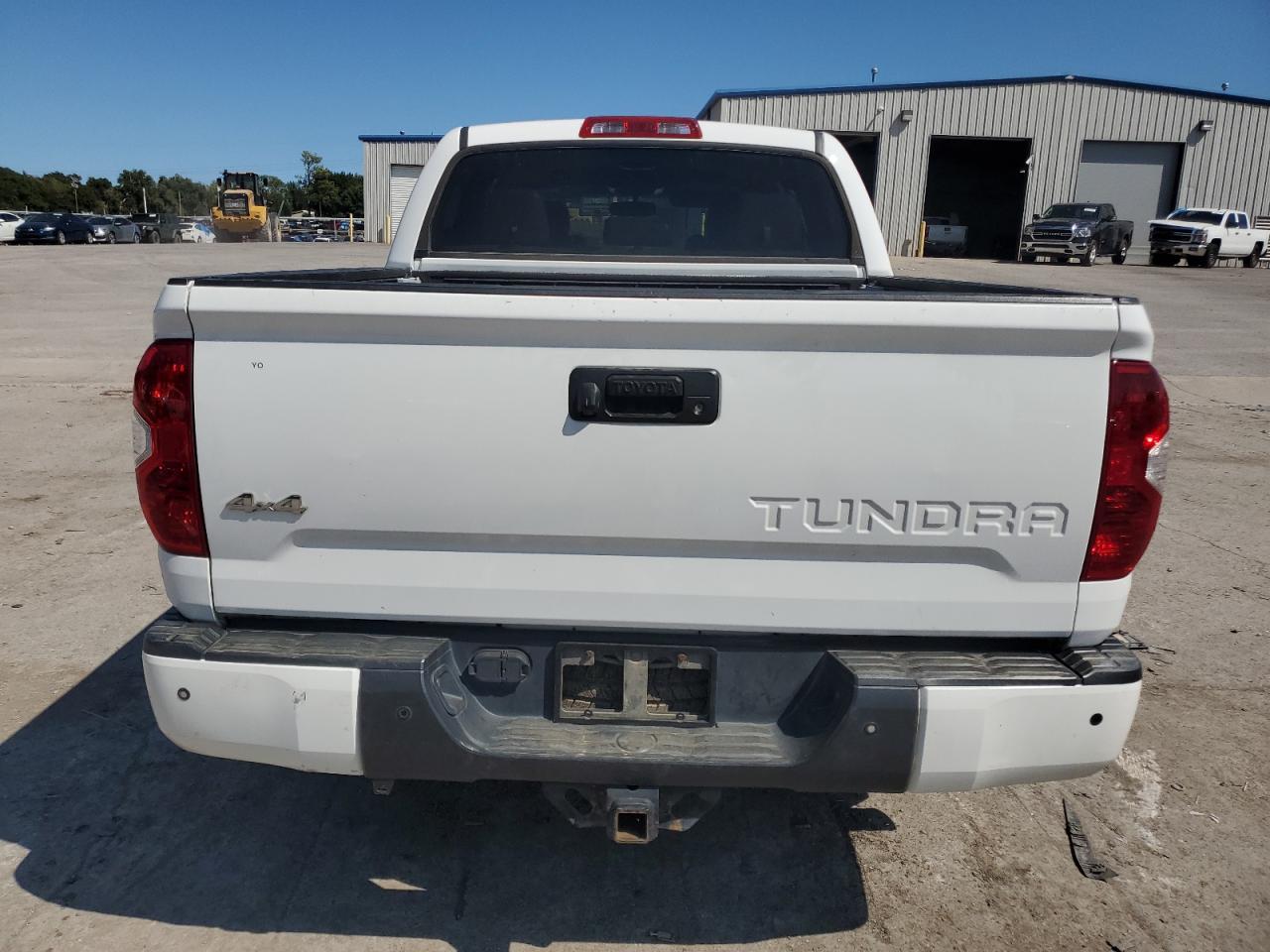 5TFAW5F11GX570994 2016 Toyota Tundra Crewmax 1794