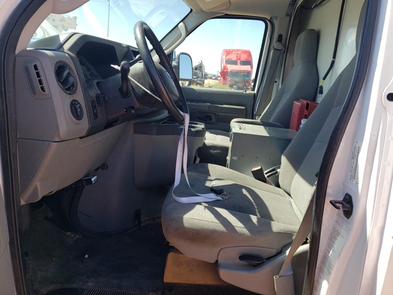 2011 Ford Econoline E350 Super Duty Cutaway Van VIN: 1FDSE3FL8BDA87005 Lot: 70970064