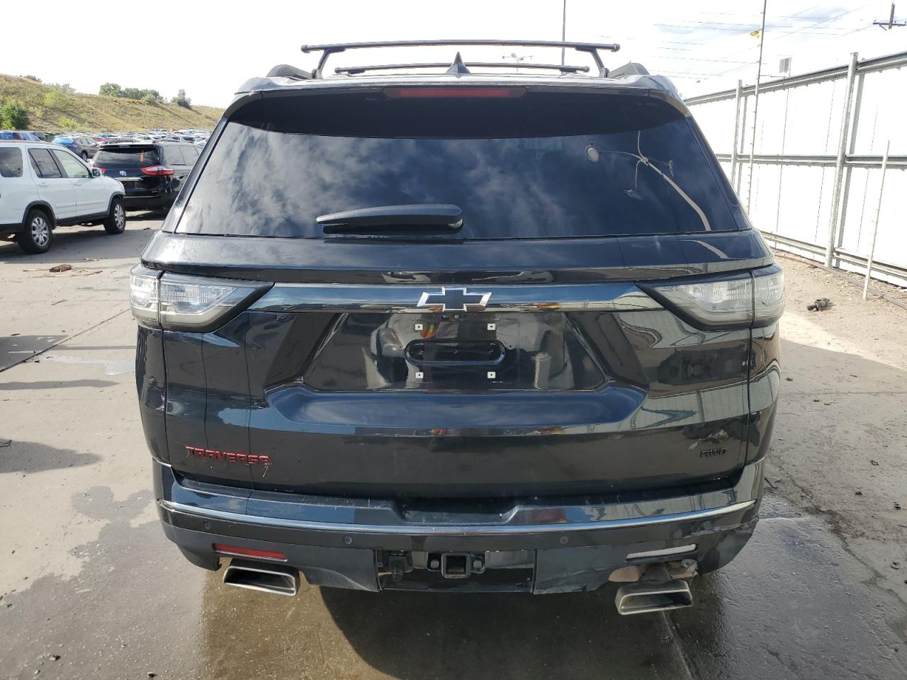 1GNEVKKW6KJ195479 2019 Chevrolet Traverse Premier