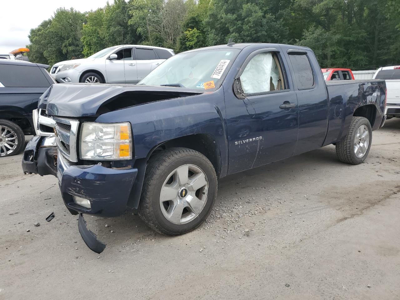 1GCRKSE39BZ289023 2011 Chevrolet Silverado K1500 Lt