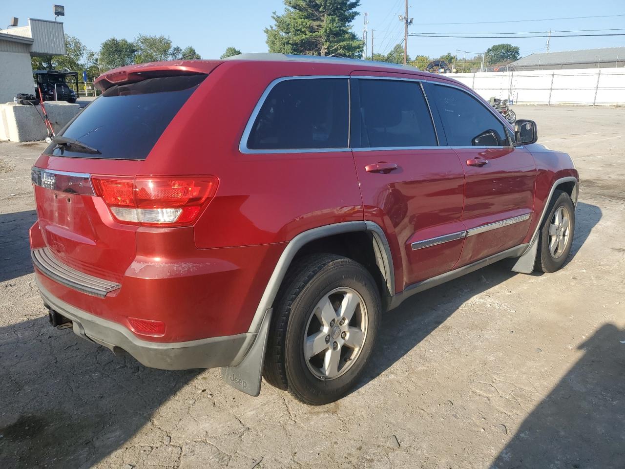 2011 Jeep Grand Cherokee - Image 3