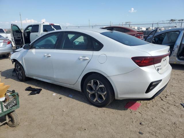 3KPF24AD9ME296081 Kia Forte FE 2