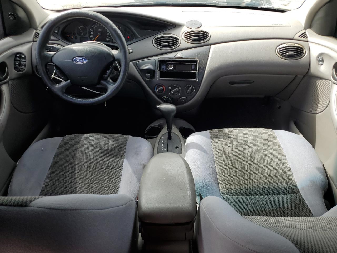 2004 Ford Focus - Image 8