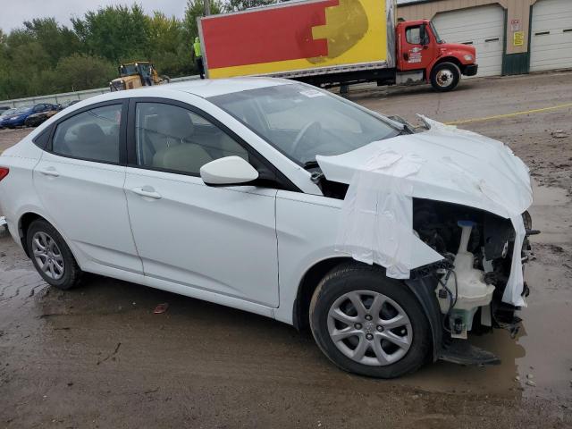  HYUNDAI ACCENT 2013 Белый