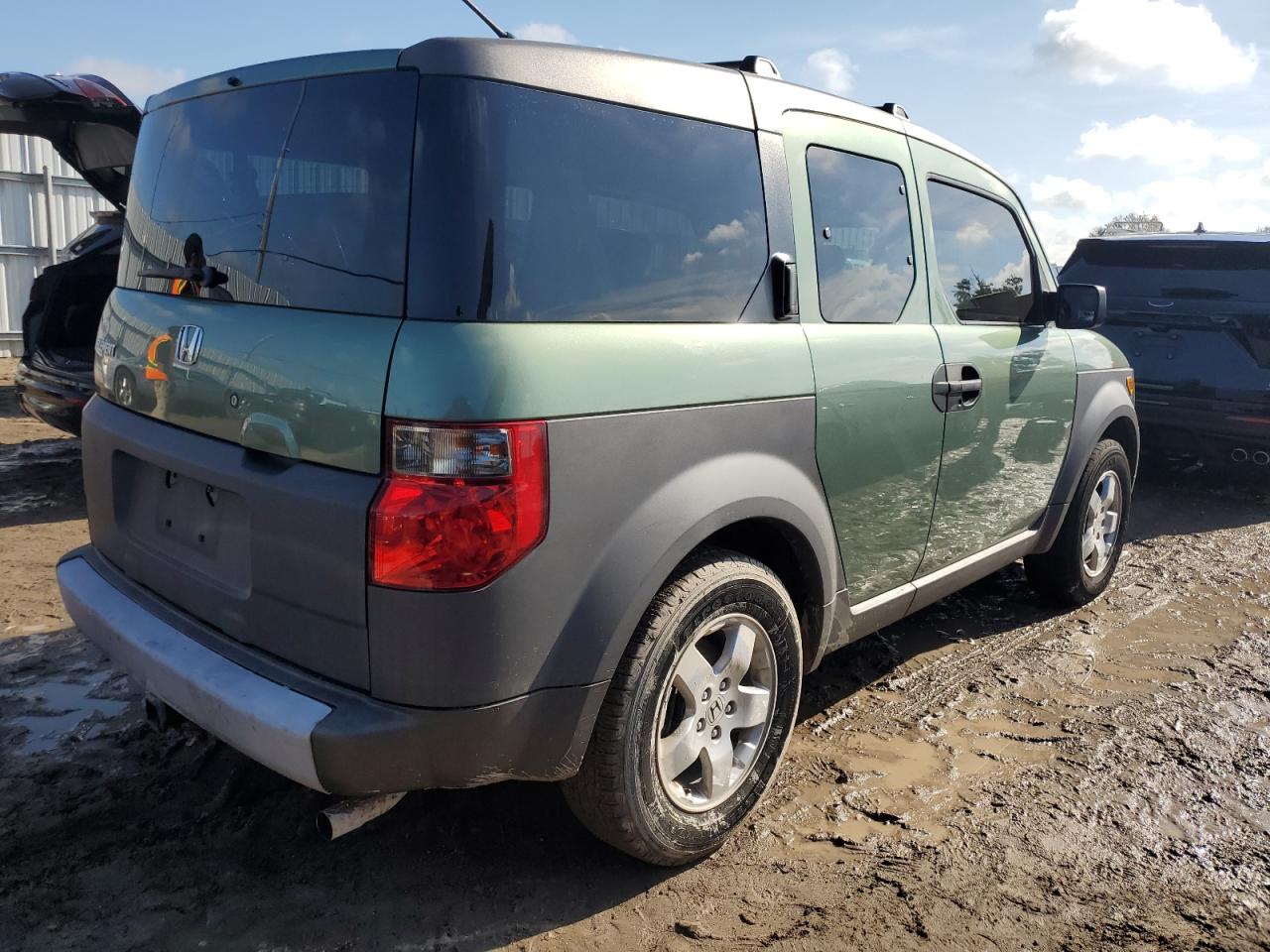 2004 Honda Element - Image 3