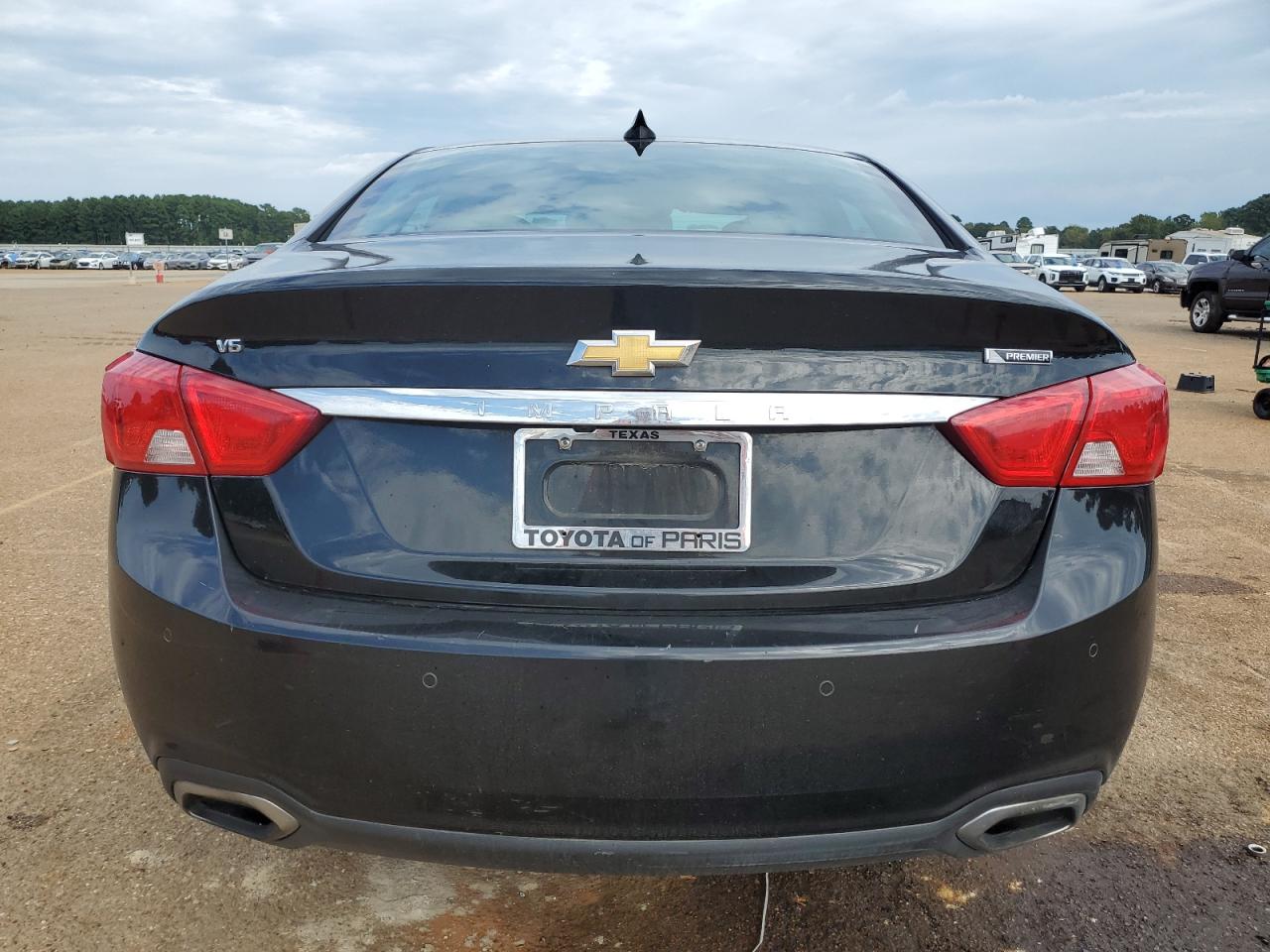 2G1125S3XJ9110864 2018 Chevrolet Impala Premier