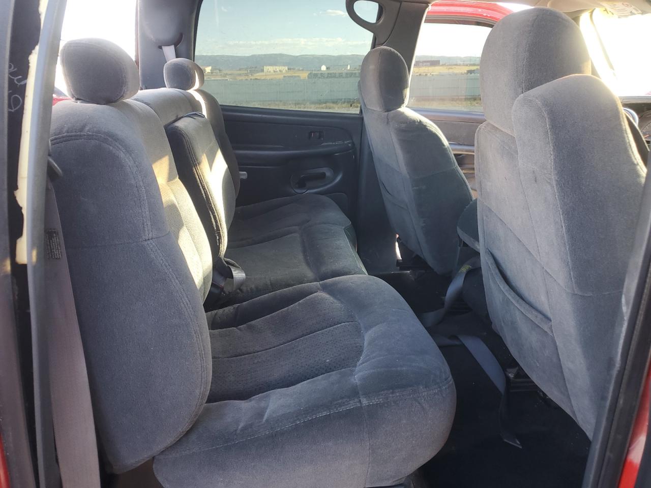 2002 Chevrolet Silverado - Image 10
